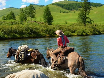 Horseback Trip To Hagiinhar Lake